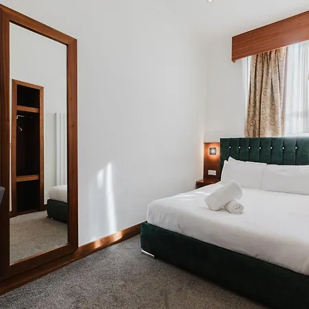 The Gate Hotel-3